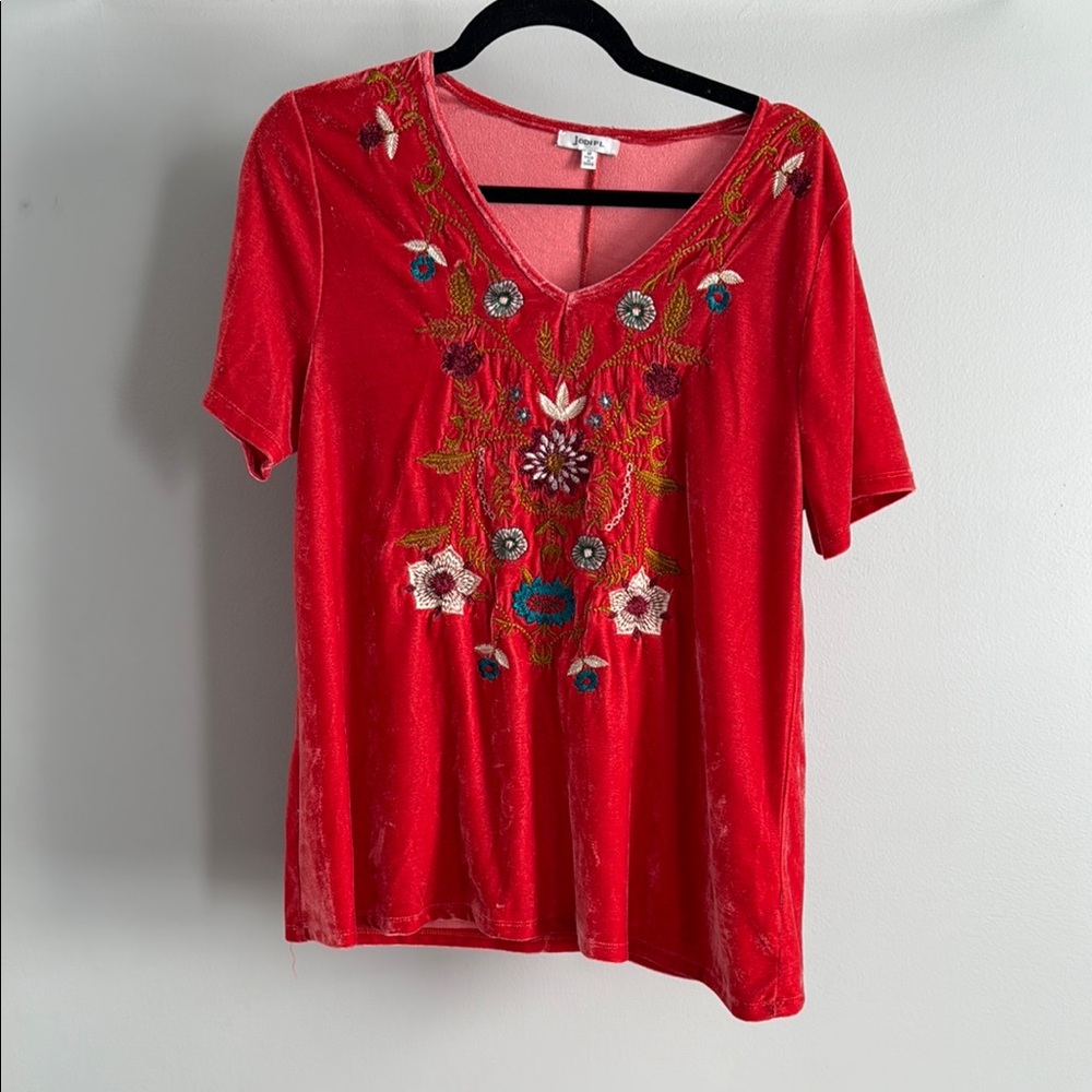 JODIFL Red Floral Embroidered V-Neck Blouse
